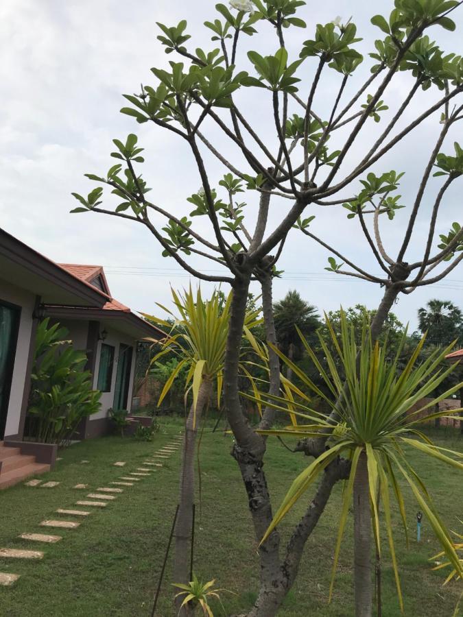 Tinna Resort Ban Nong Mai Ngam エクステリア 写真