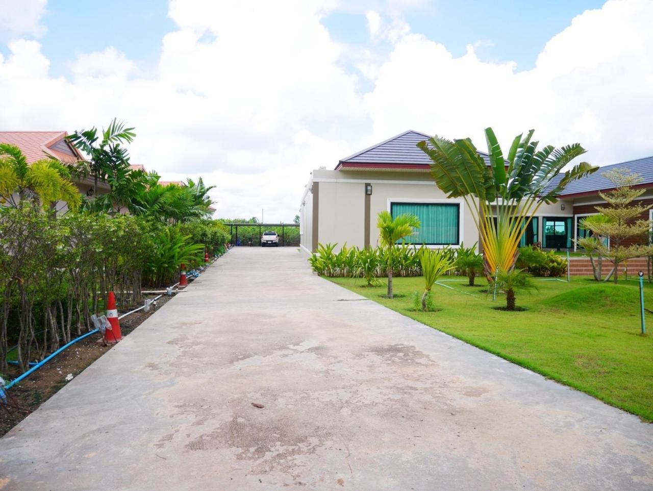 Tinna Resort Ban Nong Mai Ngam エクステリア 写真
