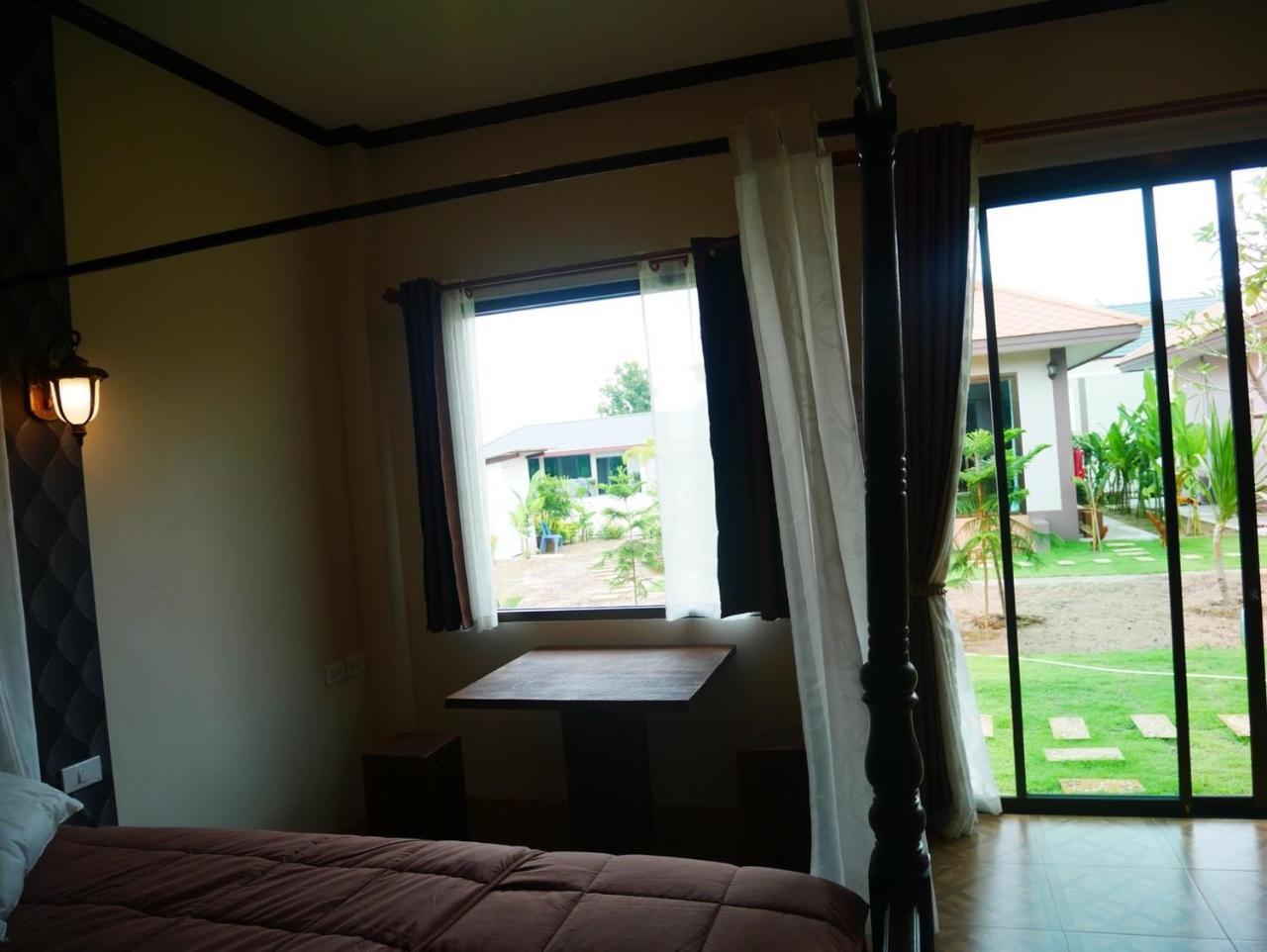 Tinna Resort Ban Nong Mai Ngam エクステリア 写真