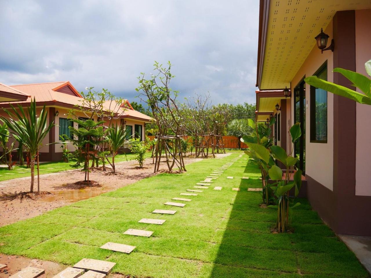 Tinna Resort Ban Nong Mai Ngam エクステリア 写真