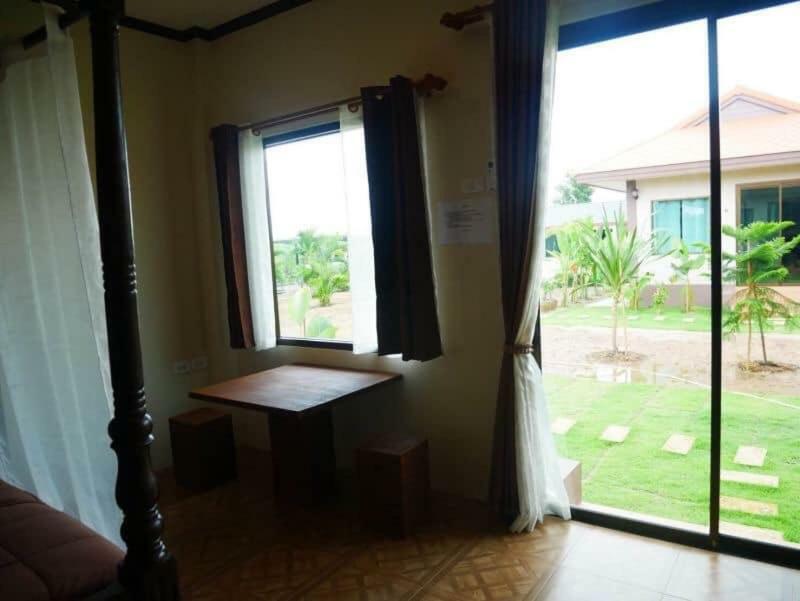 Tinna Resort Ban Nong Mai Ngam エクステリア 写真